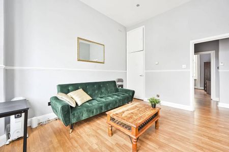 1 bedroom flat to rent - Photo 2
