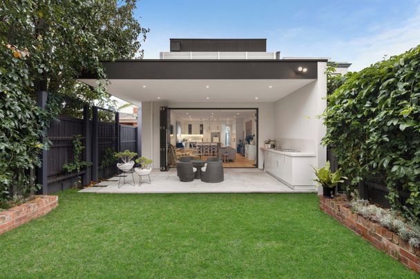 CONTEMPORARY FAMILY CHARM - Photo 1