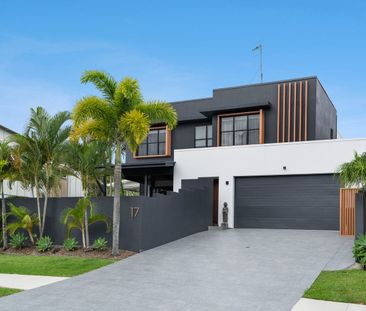 Prestige Coastal Home - Alexandra Headland Golden Triangle - Photo 1
