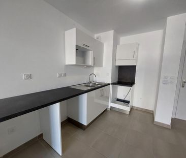 location Appartement T2 DE 37.08m² À TRETS - Photo 1