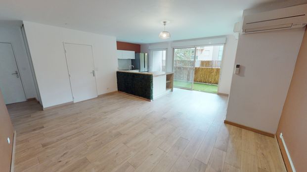 T2 meublé - TERRASSE et PARKING - Photo 1