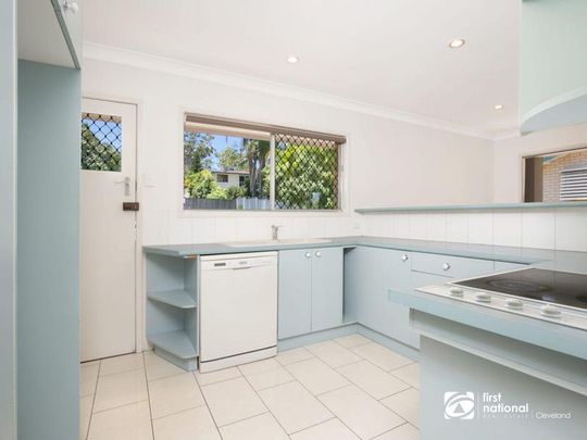 FAMILY HOME IN ROCHEDALE SOUTH - Photo 1