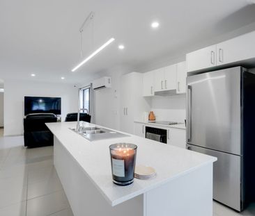 MODERN LIVING IN A SOUGHT AFTER LOCATION - Photo 6