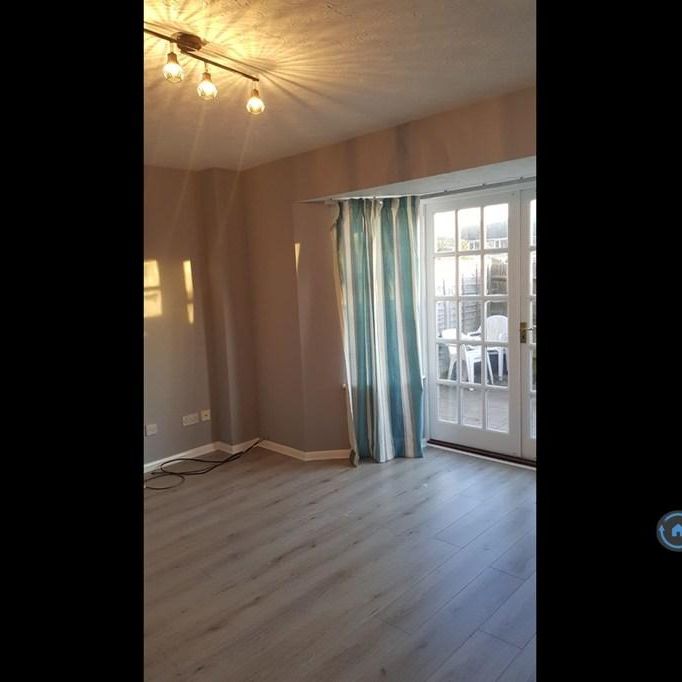 2 bedroom semi-detached house to rent - Photo 1