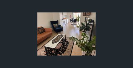 Beautiful FURNISHED Family Home - Stair Lift - Perfect for Disabled or Elderly Person - Photo 2