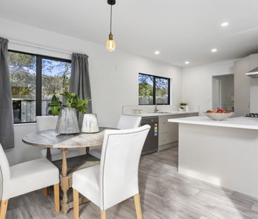 Easy Living in Super Convenient Location!!! - Photo 4