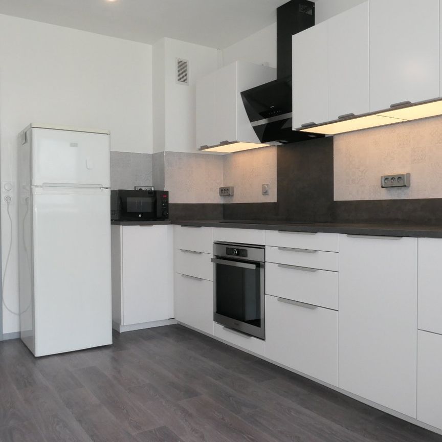 Location Appartement 3 pièces 69m² COLOMIERS 31770 - Photo 1