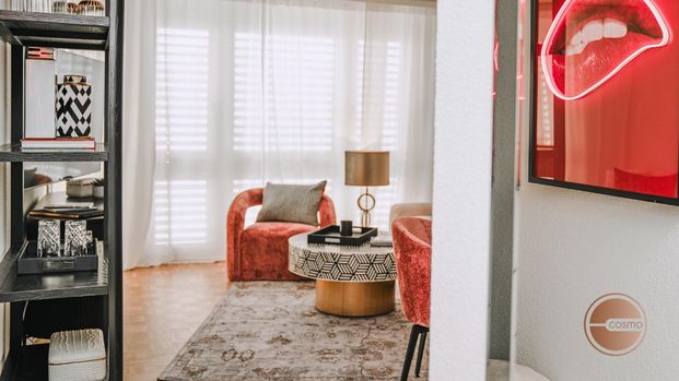 CONFORTABLE APPARTEMENT DE CHARME DE 2,5 PIÈCES AVEC BALCON PRÈS DE LA RIVIÈRE - Foto 1