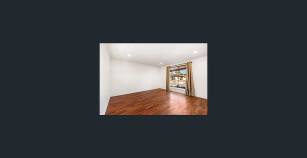 THREE BEDROOMS PLUS POWERED SHEDDING! - Photo 1