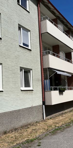 Lövåsvägen 18 - Foto 1