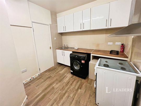 2 bedroom apartment to rent North Street, Bourne, PE10 - Photo 1