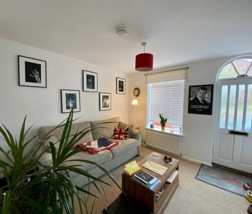 2 bedroom terraced house to rent - Photo 1
