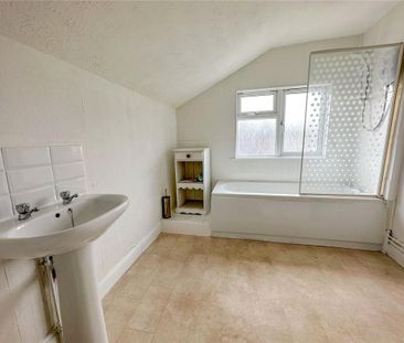 2 bedroom detached house to rent - Photo 5