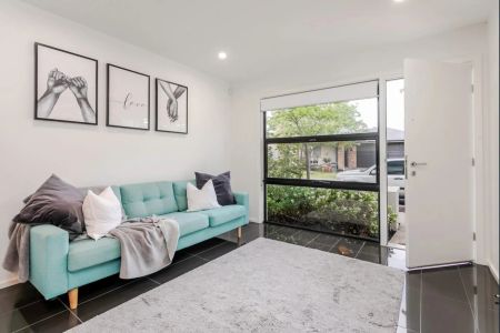 Will Situated Townhouse in the Heart of St Clair - Photo 2