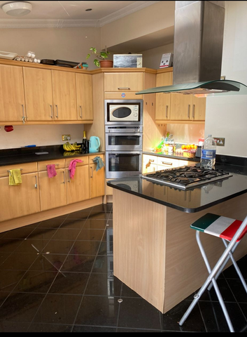 1 bedroom in a house share to rent - Photo 4