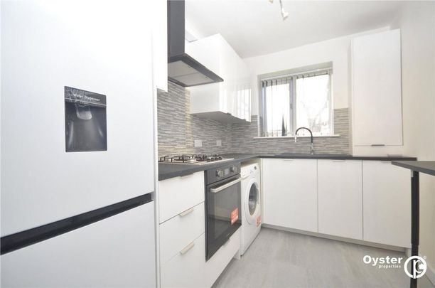 3 bedroom ground floor flat to rent - Photo 1