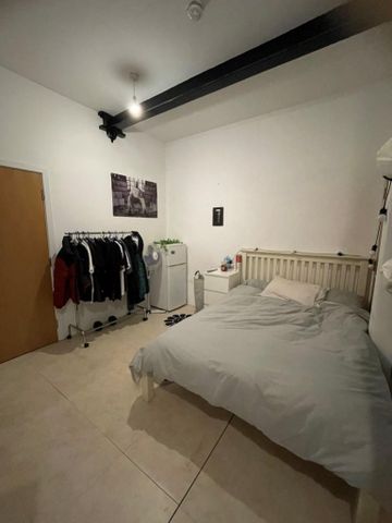 6 bedroom terraced house to rent - Photo 3