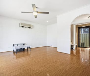 Beautifully Presented 4-Bedroom Family Home in a Convenient Location - Photo 2