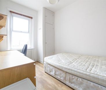 4 bedroom maisonette to rent - Photo 3