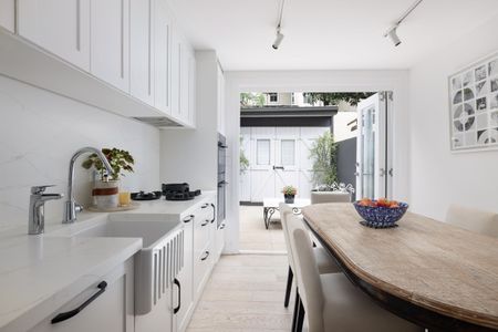 53 Caroline Street, Redfern NSW 2016 - Terrace For Rent | Domain - Photo 4