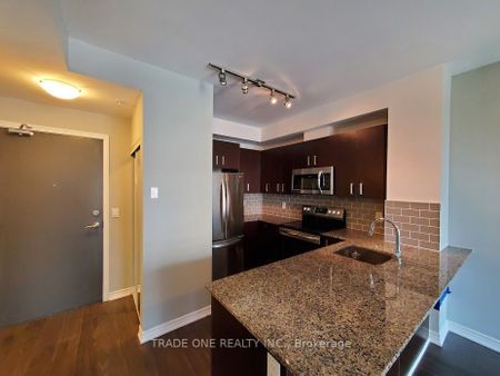 For Lease - 11611 Yonge Street Unit# 208, Richmond Hill, Ontario - Photo 2