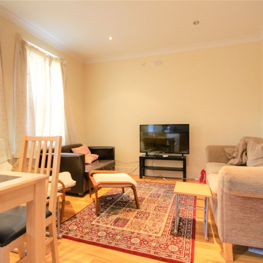 Tilehurst Road, Reading, Berkshire, RG30 - Photo 1