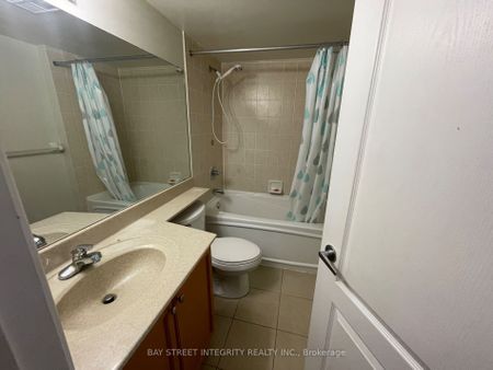 For Lease - 1 Elm Drive Unit# 1010, Mississauga, Ontario - Photo 2