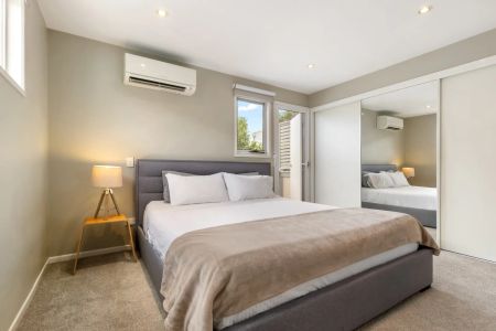 Two Bedroom Townhome in Boutique Block Near Wilston Village - Photo 4