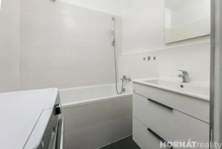 Pronájem, byt 2+1, Karpatská, 56 m - Fotografie 4