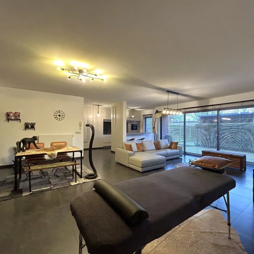 Luxueus gelijkvloers appartement met 2 slaapkamers in het centrum van Geel! - Foto 1