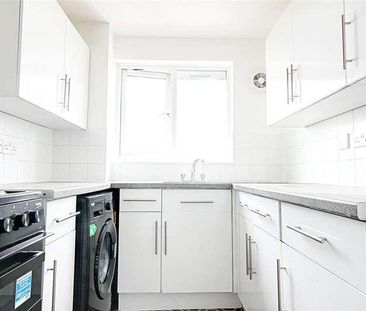 Dunnock Close, Enfield, London, N9 - Photo 2