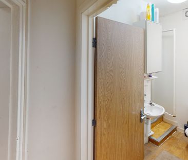 Student Properties to Let - Photo 1