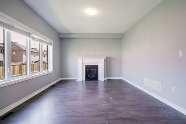 For Lease - 51 Arthur Mclaughlin Street, Clarington, Ontario - Photo 1