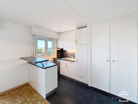 Bel appartement de 2 pièces au 5ème étage - Photo 4