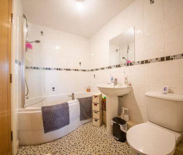 2 bedroom maisonette to rent - Photo 1