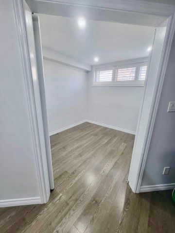 For Lease - 8 Eaton Park Lane Unit# 20, Toronto, Ontario - Photo 3