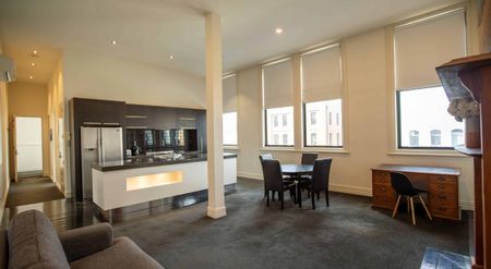 Stylish 1-bedroom apartment - Photo 2