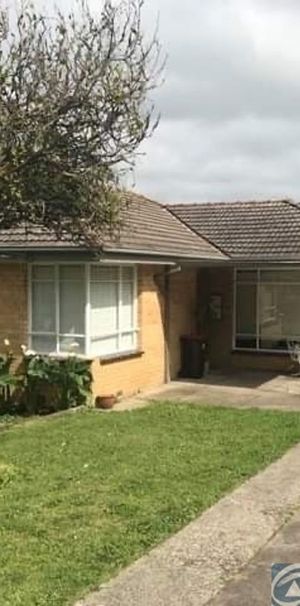 Spacious Unit - Photo 1