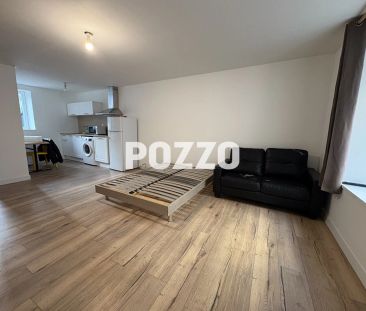 APPARTEMENT A LOUER EN HYPER CENTRE DE CHEBROURG DE TYPE STUDIO MEUBLE - Photo 2