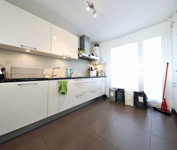 Belle villa jumelle de 5.5 pièces avec vue imprenable sur le lac Lé... - Foto 2