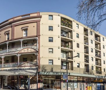 Fully furnished apartment with pool views in Glebe - Photo 6