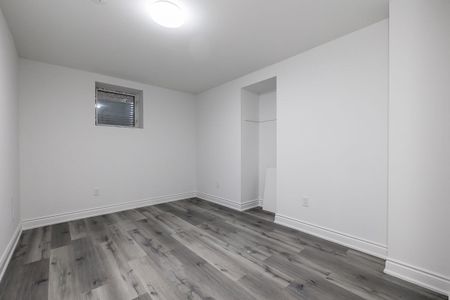 For Lease - 1 Huron Lane, Bradford West Gwillimbury, Ontario - Photo 2