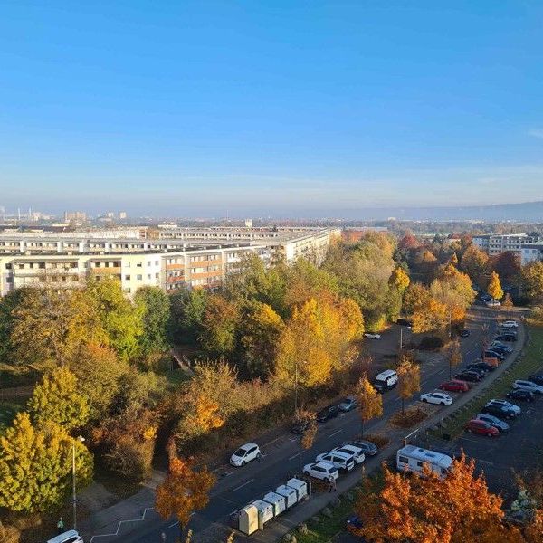 Schöne 3-Zimmerwohnung in oberster Etage! - Photo 1