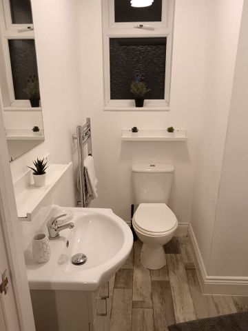 1 Bed Flat, Bensham Manor Road, CR7 - Photo 5