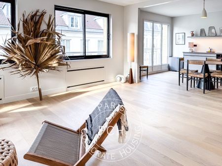 Rue de l'Université, - Photo 4