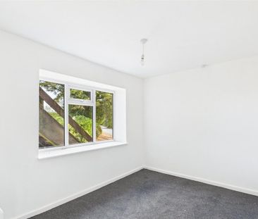 3 bedroom apartment to rent - Photo 4