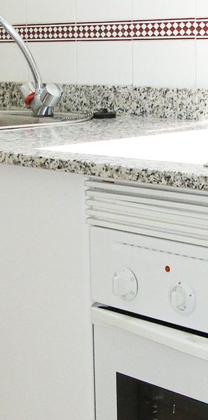 Estudios de alquiler por meses muy económicos en Azca, Madrid - Photo 1