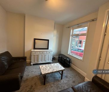 3 bedroom terraced house to rent - Photo 1