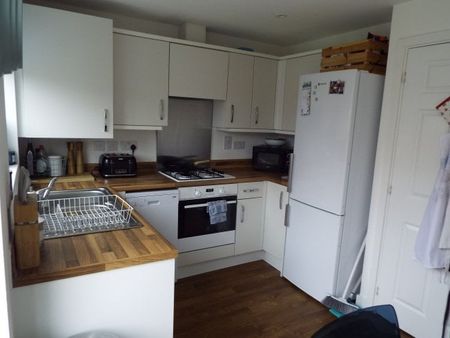 Upton Drive, Burton-on-Trent, DE14 - Photo 4