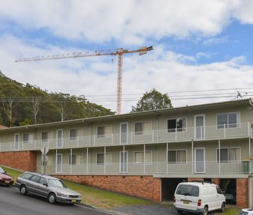 Convenient 2 Bedroom Apartment Close to Everything - Photo 3